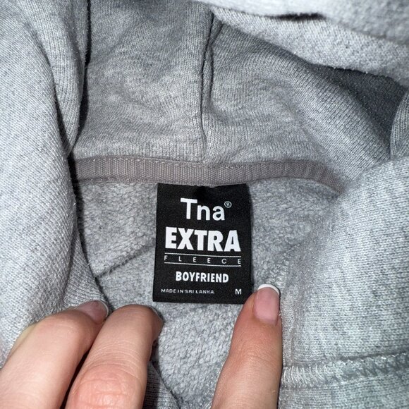 Aritzia TNA Cozy Fleece Boyfriend Hoodie M Heather Grey Relaxed Pullover - Picture 4 of 6